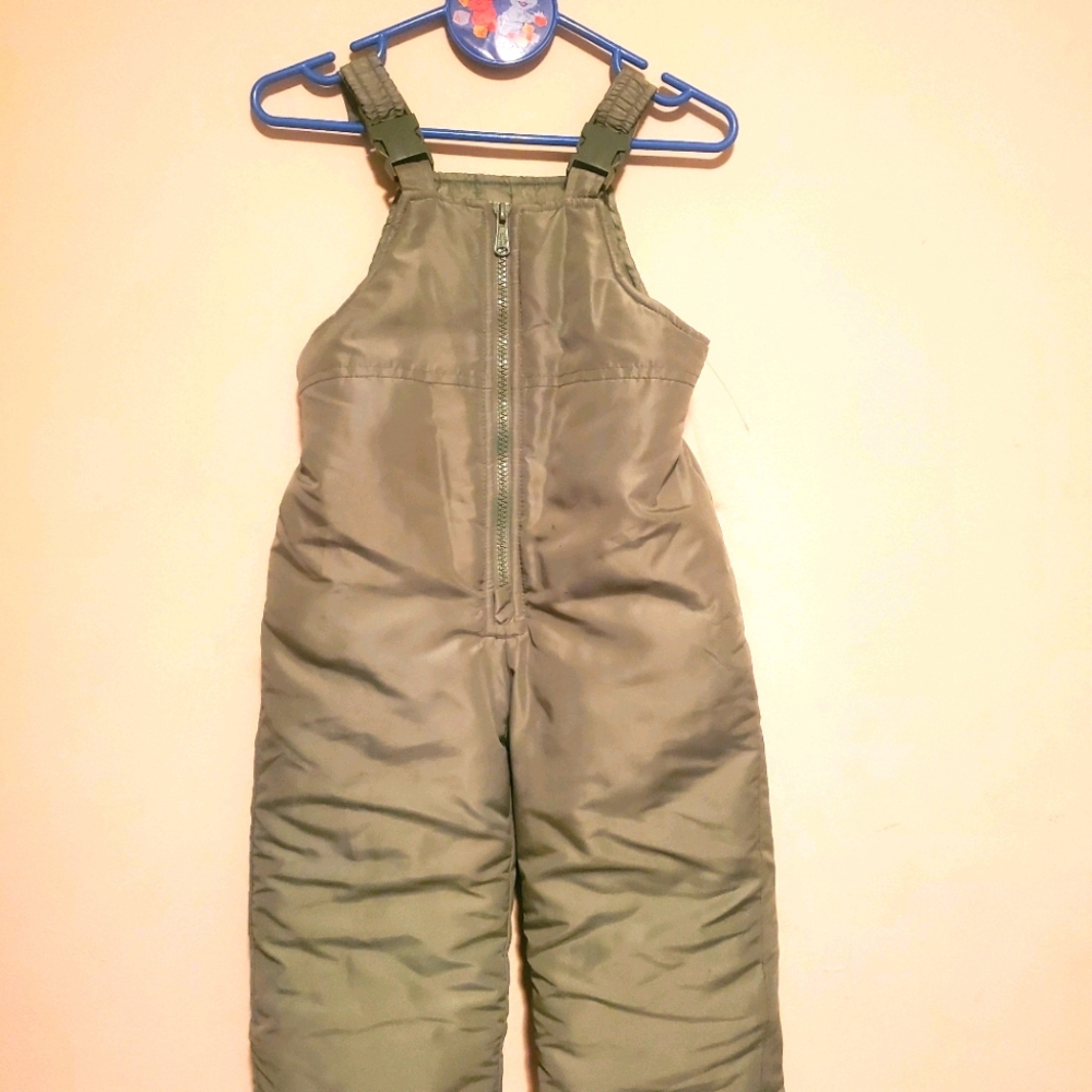 Oshkosh snow suit